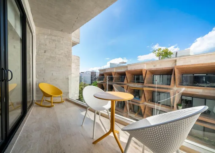 Luxury Gym Co Work Rooftop Pool *